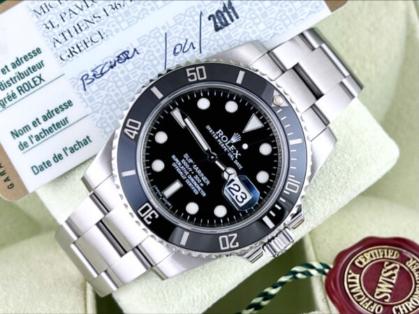 Rolex Submariner Data 40mm 116610LN